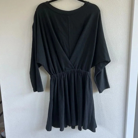 Free People Beach Santa Maria Mini Dress Women’s Small Black Dolman Sleeve - Picture 1 of 12